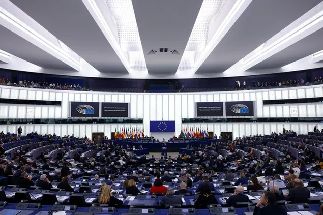 Members of the European Parliament attend a ceremony marking the 70th anniversary of the European Parliament, Tuesday, Nov. 22, 2022 in Strasbourg, eastern France. (AP Photo/Jean-Francois Badias) Associated Press/LaPresse Only Italy and Spain