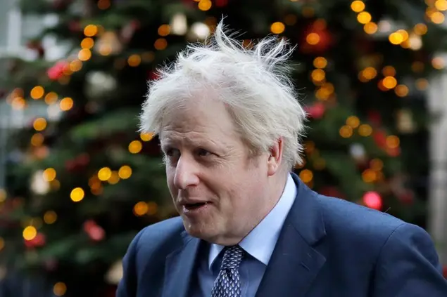 Il primo ministro britannico Boris Johnson (AP Photo/Kirsty Wigglesworth)