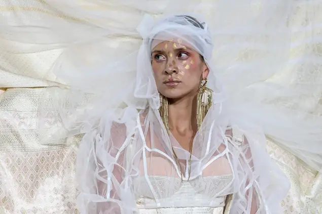 Parigi Fashion Week, la sfilata di Vivienne Westwood (Invision AP)