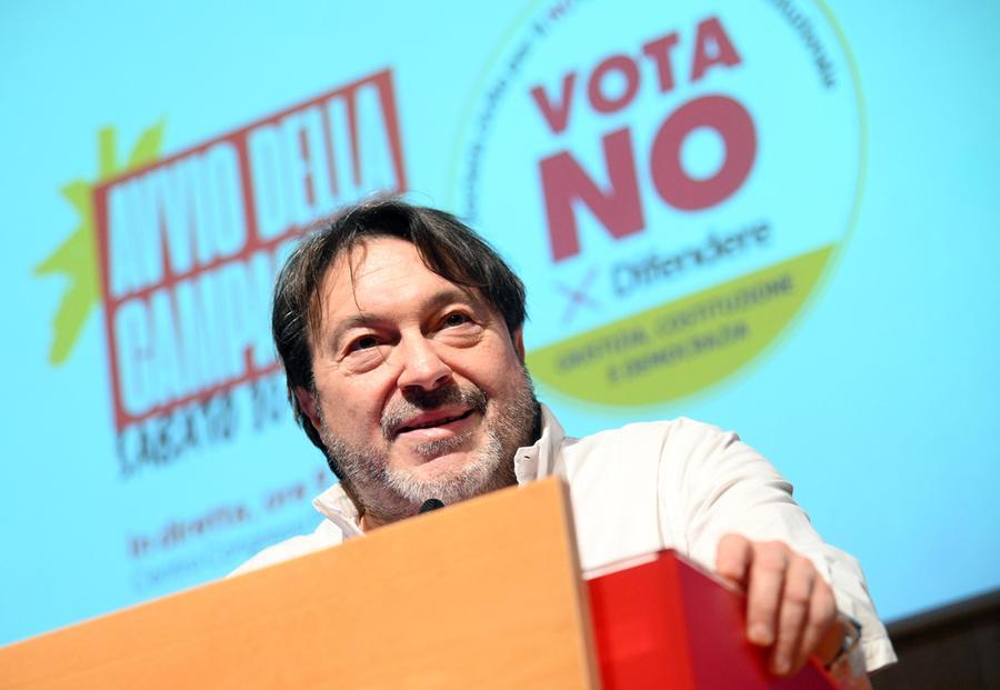 Referendum, Rai vieta ai dipendenti di partecipare a trasmissioni concorrenti. La polemica su Ranucci al comitato del No