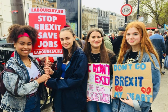 (A marzo 2019 in piazza a Londra per chiedere di rimanere in Europa c\\u2019erano tanti giovani laburisti. Ma Corbyn no. Foto Francesca\\u00A0De Benedetti)