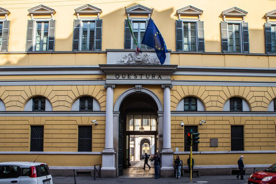 Cinturrino e la pistola: «Ho piazzato io l’arma. Il collega? Sapeva tutto»