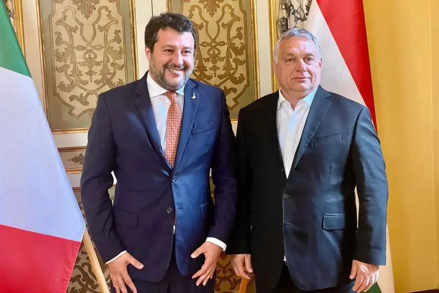 (Il leader della Lega e il premier ungherese questo 21 aprile a Roma. Foto Lega)