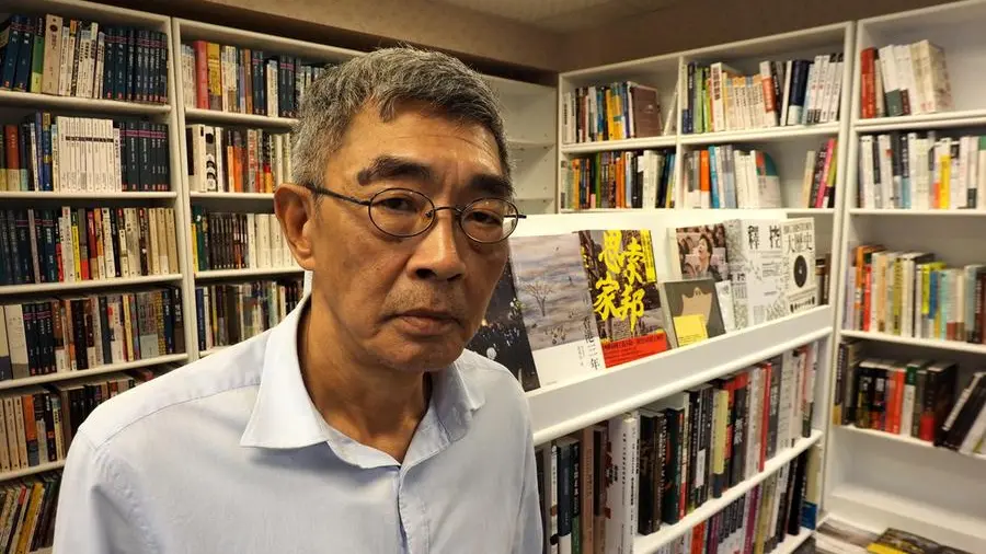 Librerie di Hong Kong sottoposte a controlli e arresti per libri considerati sediziosi, con un clima di repressione sempre più stretto