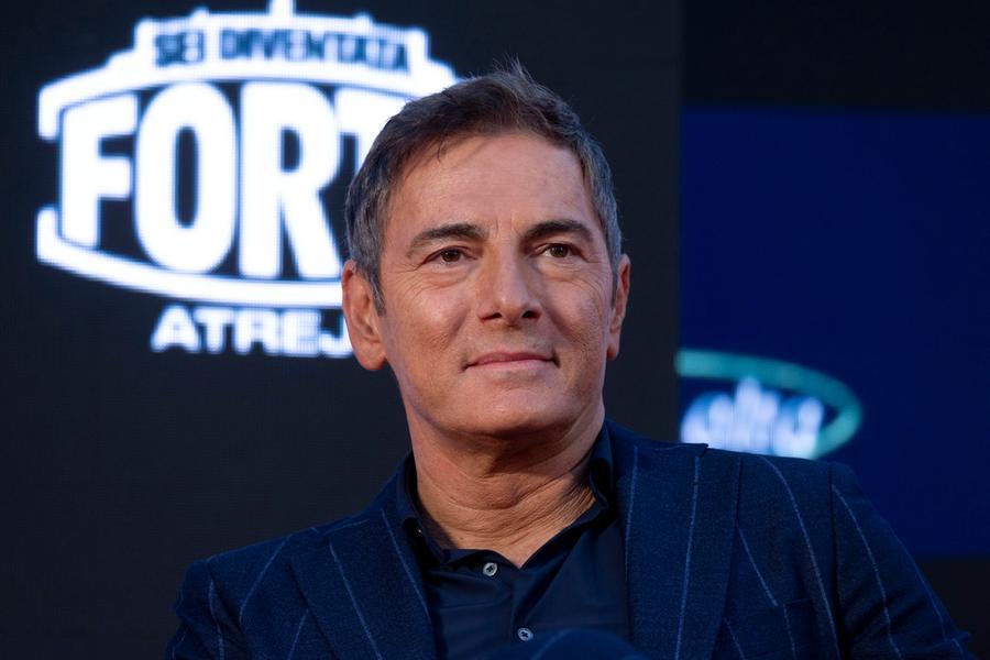 La Rai non impara dagli errori: in estate pomeriggio vuoto e contro Gerry Scotti torna “L’eredità”