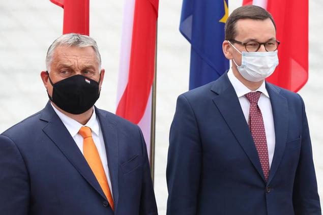 (I premier ungherese e polacco. Foto AP)