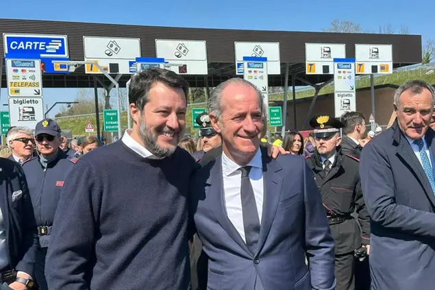 Il ministro dei trasporti Matteo Salvini e il Presidente del Veneto Luca Zaia