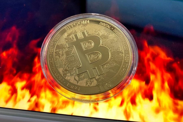 Photo by: STRF/STAR MAX/IPx 2021 5/19/21 $270 billion wiped out of crypto market as Bitcoin falls below $40K.