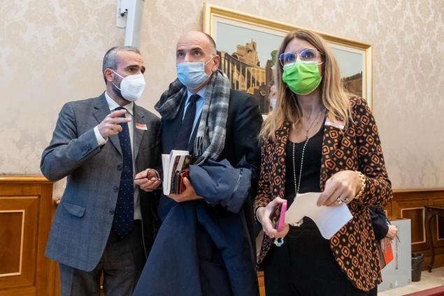 Il segretario Pd Enrico Letta e la capogruppo dem al senato Simona Malpezzi Foto Lapresse