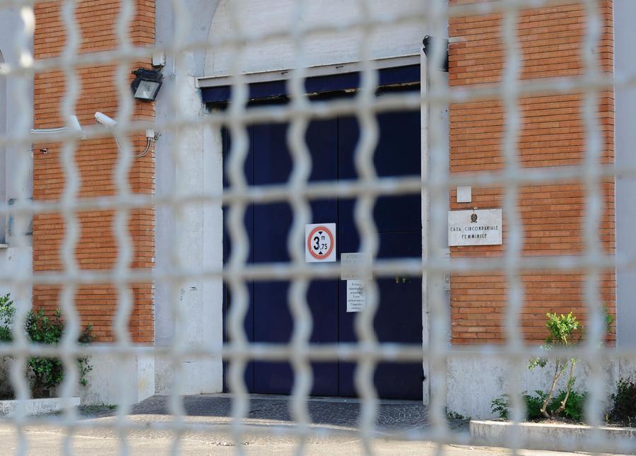 Dopo Delmastro, il diluvio. Il carcere è il solito inferno