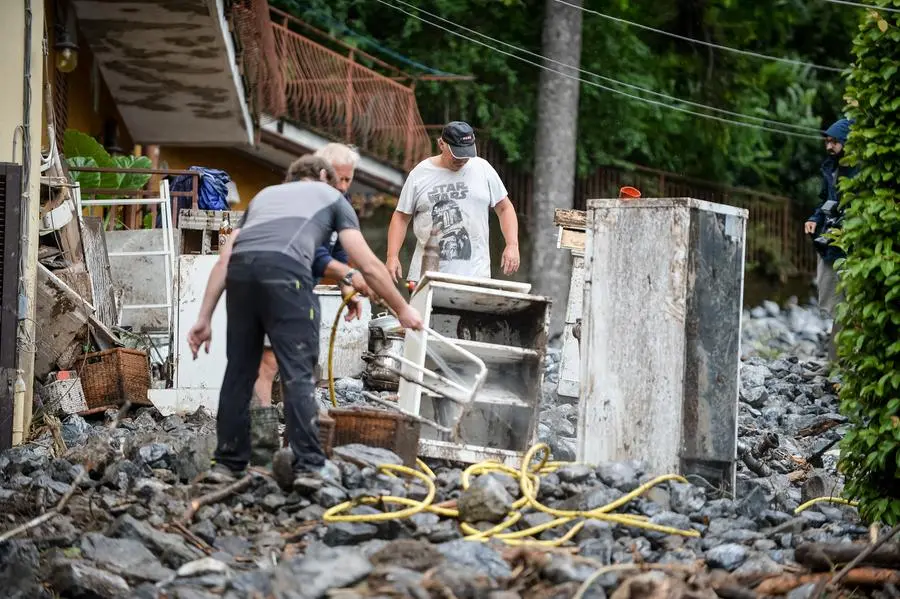 Foto Claudio Furlan/LaPresse 28 Luglio 2021 Laglio , Italia News Frana travolge parte del comune di Laglio , sul Lago di Como Photo Claudio Furlan/LaPresse July 28, 2021 Laglio, Italy News Landslide overwhelms part of the municipality of Laglio, on Lake Como