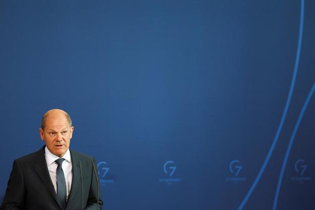 19 April 2022, Berlin: German Chancellor Olaf Scholz (SPD) issues a statement after a conference call with U.S. President Biden and European allies on the situation in Ukraine. Photo by: Lisi Niesner/picture-alliance/dpa/AP Images