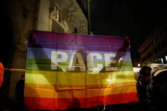 (Manifestazione per la pace, foto LaPresse)