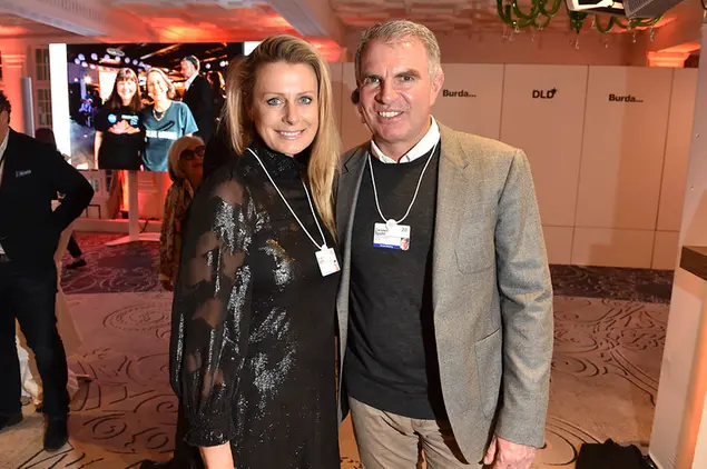 L'ad di Lufthansa, Carsten Spohr, con la moglie Vivian Foto CC Sabine Brauer Photos / Goran Nitschke for Hubert Burda Media