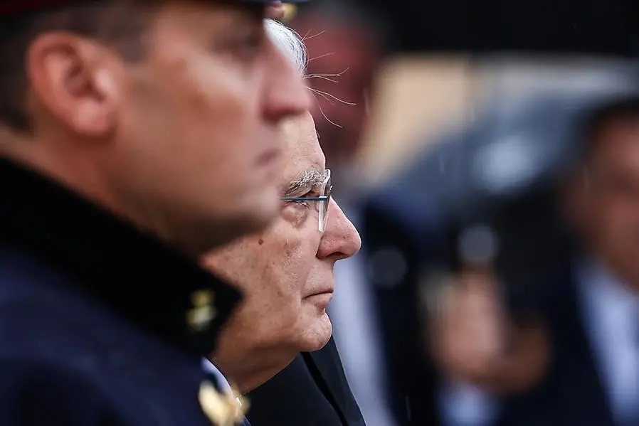 Foto Roberto Monaldo / LaPresse 04-11-2022 Roma (Italia) Politica Altare della Patria - Cerimonia per la celebrazione della Giornata dell'Unità Nazionale e delle Forze Armate Nella foto Sergio Mattarella 04-11-2022 Rome (Italy) Politics Ceremony for the celebration of the Day of National Unity and the Armed Forces In the pic Sergio Mattarella