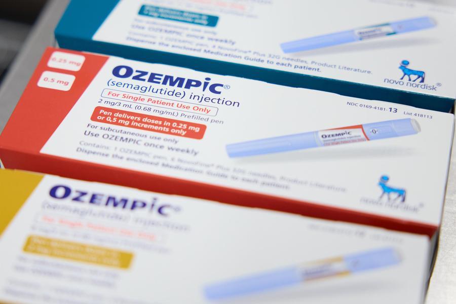 Generazione Ozempic. Il pericoloso ritorno della magrezza estrema nella moda