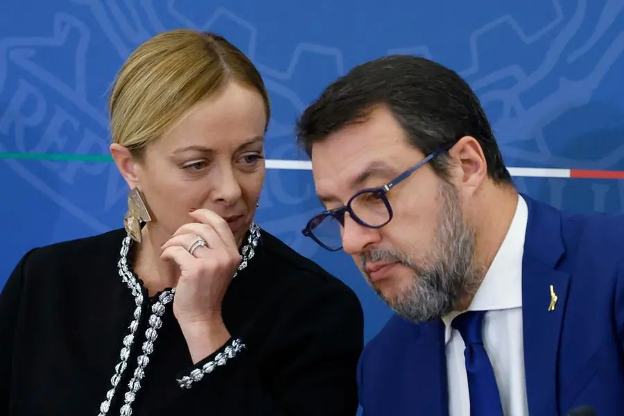 Caso Verdini, Fratelli D’Italia (per Ora) Difende Salvini: «L’indagine ...