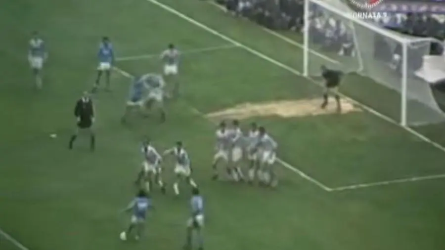 La magica punizione di Maradona: il 3 novembre 1985 contro la Juventus