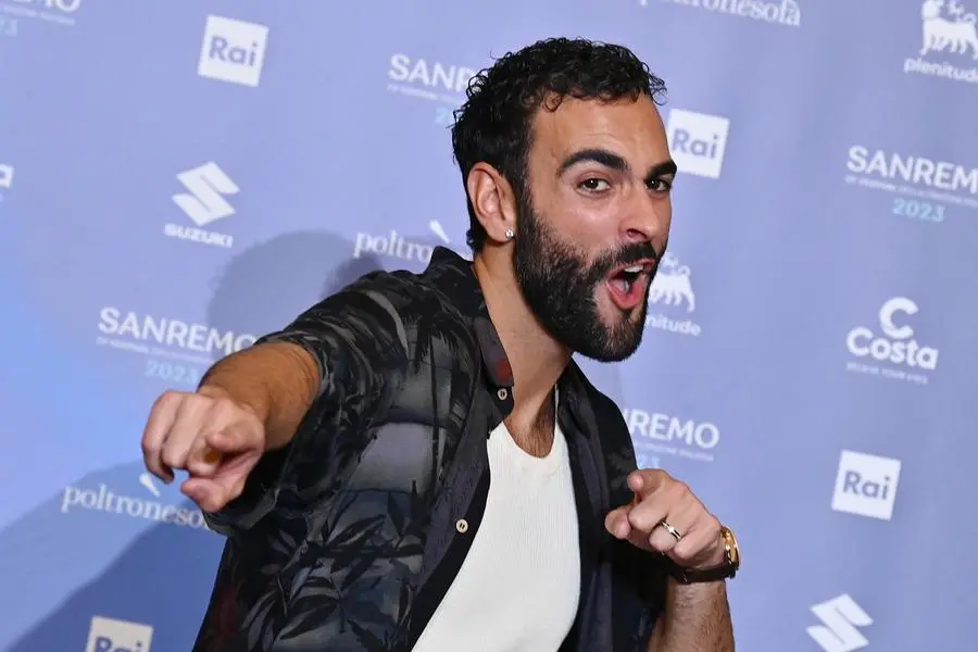 Foto Gian Mattia D'Alberto / LaPresse 11 Febbraio 2023 - Sanremo (IM) spettacolo - 73mo festival della canzona italiana Photocall Marco Mengoni Nella foto: Marco Mengoni February 11, 2023 Sanremo (IM) Entertainment - 73th festival of Italian song Marco Mengoni photocall In the pic: Marco Mengoni Foto Gian Mattia D'Alberto / LaPresse 11 Febbraio 2023 - Sanremo (IM) spettacolo - 73mo festival della canzona italiana Photocall Marco Mengoni Nella foto: Marco Mengoni February 11, 2023 Sanremo (IM) Entertainment - 73th festival of Italian song Marco Mengoni photocall In the pic: Marco Mengoni