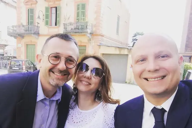Da sinsitra: Andrea Delmastro Delle Vedove, Augusta Montaruli e Salvatore Sasso Deidda (Foto dal profilo Facebook della deputata)