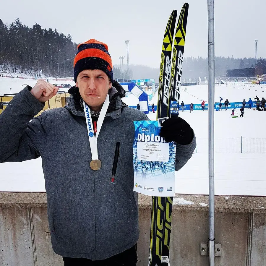 L'autore della storia al traguardo della maratona di Tartu nel 2017. Quell'anno, la distanza della maratona è stata ridotta a soli 34 km a causa delle cattive condizioni della neve.
