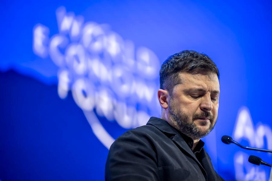 Zelensky se la prende con l’Europa: «Siete divisi e incapaci di difendervi»