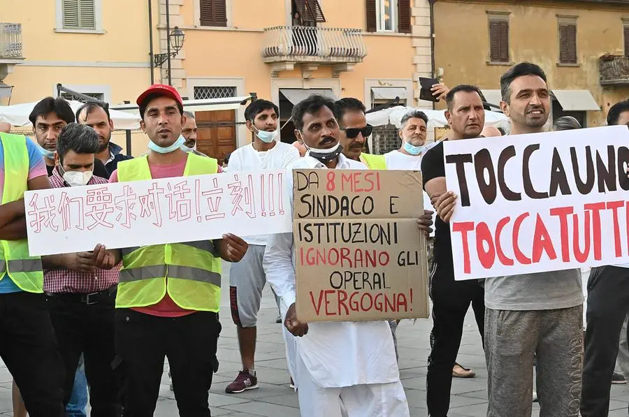 Prato «massacrati» Lavoratori In Sciopero