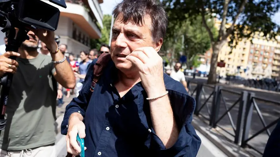 «Vediamoci, ti prego»: le pressioni di Lavitola su Ranucci dopo la bomba