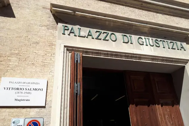 Il palazzo di giustizia di Ancona