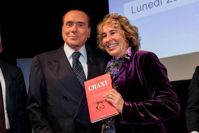 Silvio Berlusconi con\\u00A0Stefania Craxi (LaPresse/Claudio Furlan)