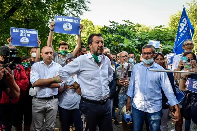 Matteo Salvini a Milano (LaPresse)