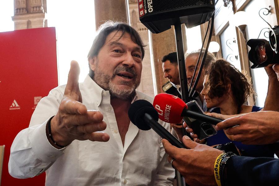 Fratelli d'Italia presenta interrogazione sui compensi di Report