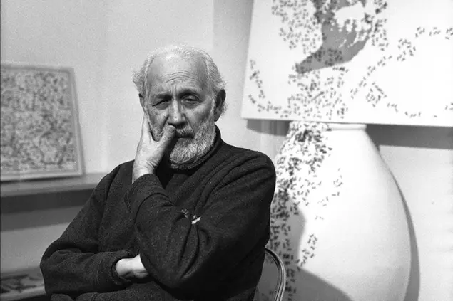 Emilio Isgrò, 2016. Photo credits Valentina Tamborra. Courtesy Archivio Emilio Isgrò