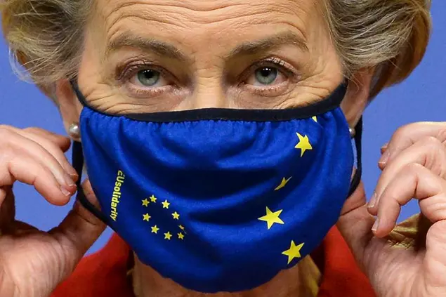 (La presidente della Commissione europea Ursula von der Leyen. Foto LaPresse)