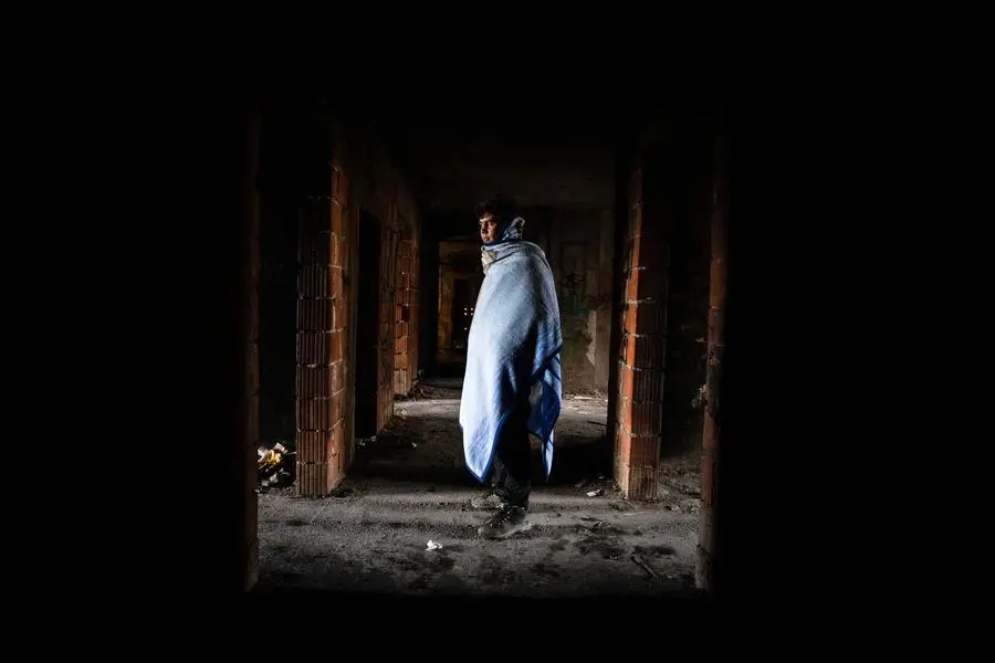 Palazzo abbandonato di Bihac, Mohamed fuori dalla sua stanza