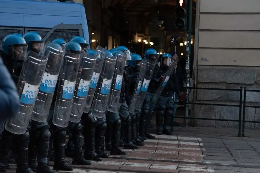 Photo Matteo Secci/LaPresse - 14/01/2023 Torino (Italia) News - Corteo in solidarietà all'anarchico Alfredo Cospito. Nell'immagine: un momento della manifestazione. - 14/01/2023 Turin (Italy) News - Parade in solidarity with the anarchist Alfredo Cospito. In the image: a moment of the event.
