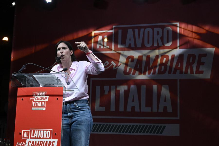 Senza Rai e Stampa, Gedi e Report chissà. La sinistra resta senza voce