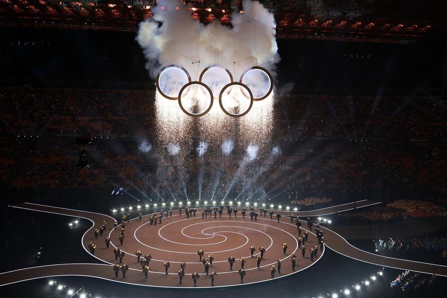 Compagnoni, Tomba e Goggia gli ultimi tedofori: 5 momenti clou della cerimonia di apertura