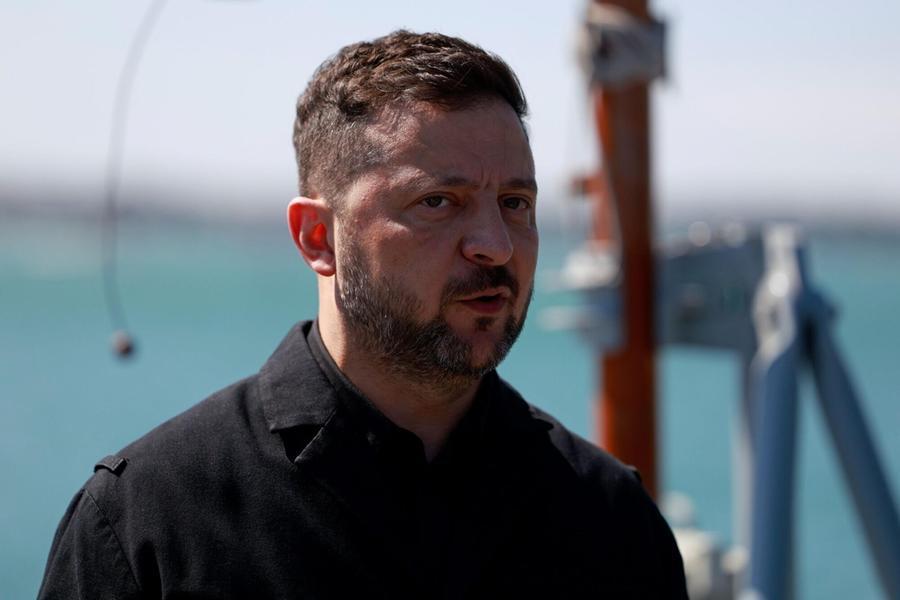 Kiev indifesa, i missili russi fanno strage. Zelensky: «I Patriot potevano salvare vite»