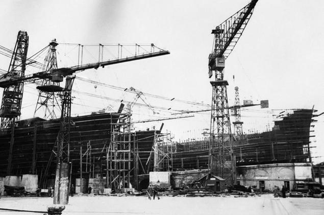 Twin 2,500 ton motor ships under construction at Tosi's shipyard, Taranto, Italy for the Lauro Co., Naples. Photo taken March 31, 1947. (AP Photo/Daniel P Jacino)