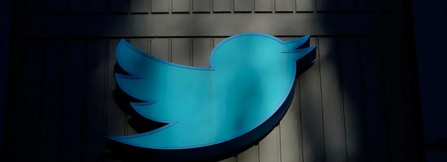 FILE - A sign at Twitter headquarters is shown in San Francisco, Friday, Nov. 18, 2022. Elon Musk's Twitter has dissolved its Trust and Safety Council, the advisory group of nearly 100 independent civil, human rights and other organizations that the company formed in 2016 to address hate speech, child exploitation, suicide, self-harm and other problems on the platform. The council had been scheduled to meet with Twitter representatives on Monday night, Dec. 12. But Twitter informed the group via email that it was disbanding it shortly before the meeting was to take place, according to multiple members. (AP Photo/Jeff Chiu, File) Associated Press/LaPresse EDITORIAL USE ONLY/ONLY ITALY AND SPAIN