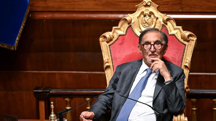 Senatori e deputati del centrodestra discutono su intercettazioni a strascico in aula, tensione politica