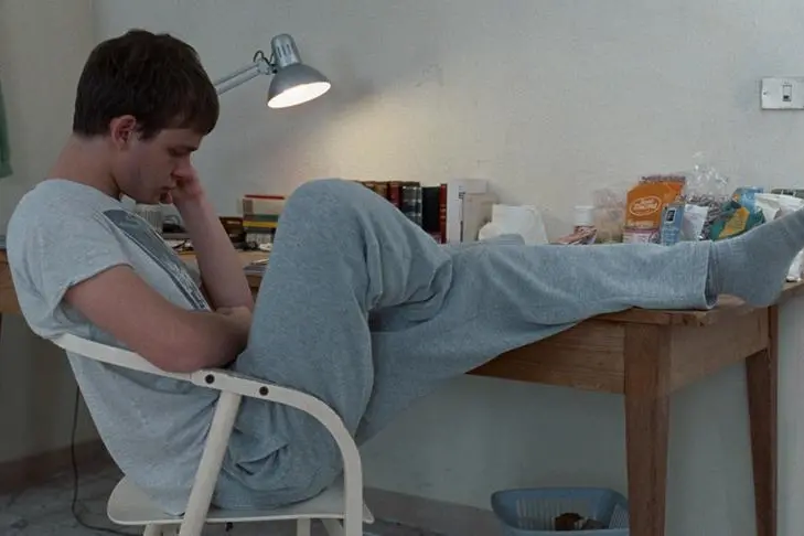 Manfredi Marini nei panni di Leonardo Gravina in Diciannove