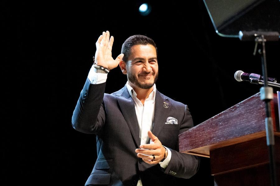 Il Michigan dopo New York: il “socialista” El-Sayed vince e scuote i democratici