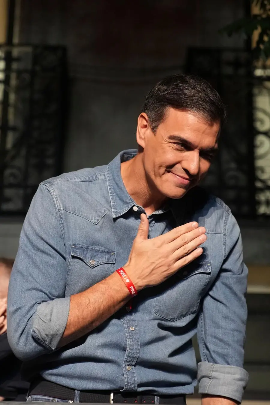 Il premier socialista ha resistito all'onda d'urto delle destre Foto AP