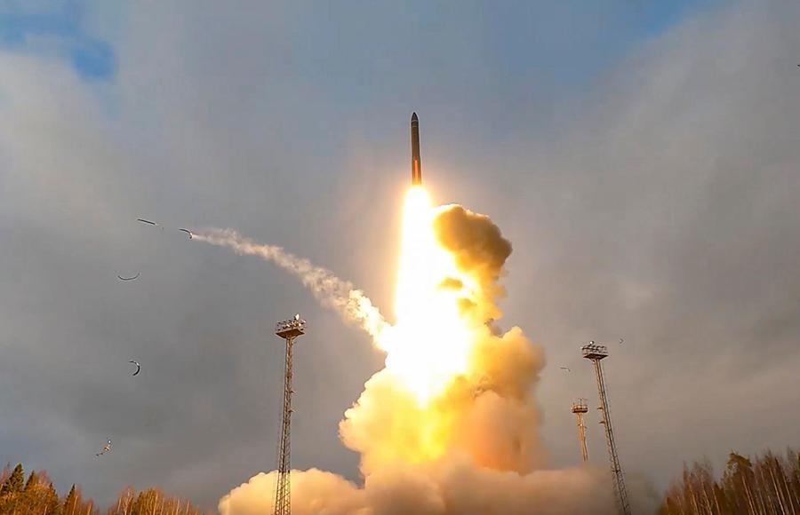 Il mondo non avrà più controllo sul riarmo nucleare. Trump? Se ne frega