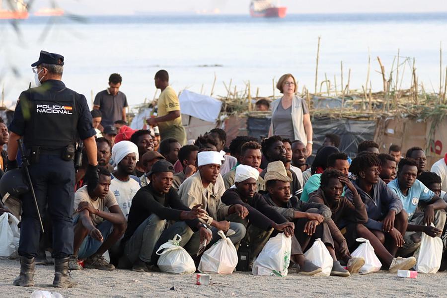 Migranti, Meloni ha trasformato l’Europa in una somma di egoismi nazionali