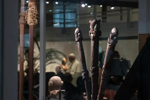 Papa Francesco al museo etnologico dei Musei Vaticani