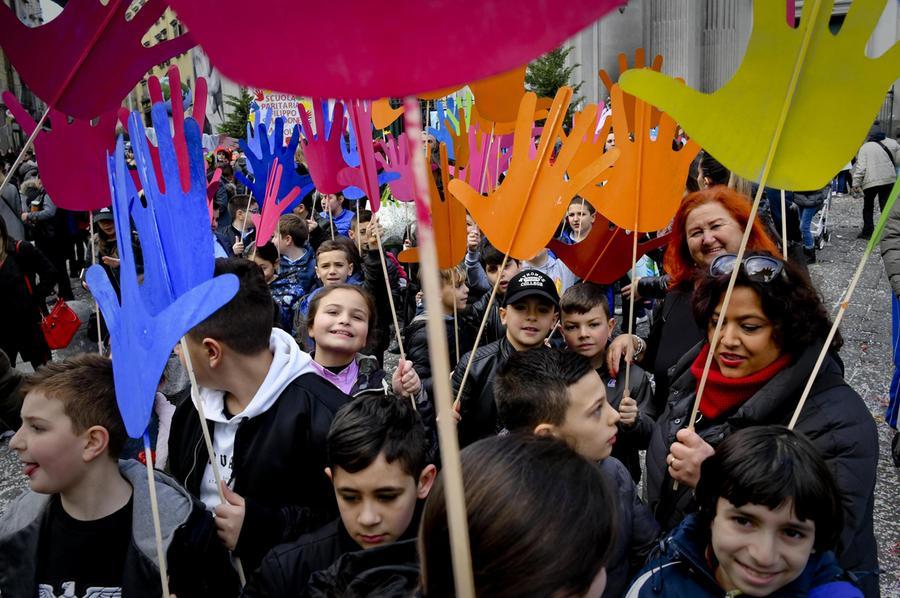 Minori in affido, invisibili per lo Stato e costretti in un limbo