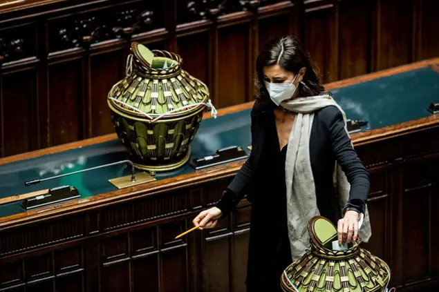 24/01/2022 Roma, Camera e Senato in seduta congiunta per la prima votazione per l'elezione del Presidente della Repubblica. Nella foto Laura Boldrini